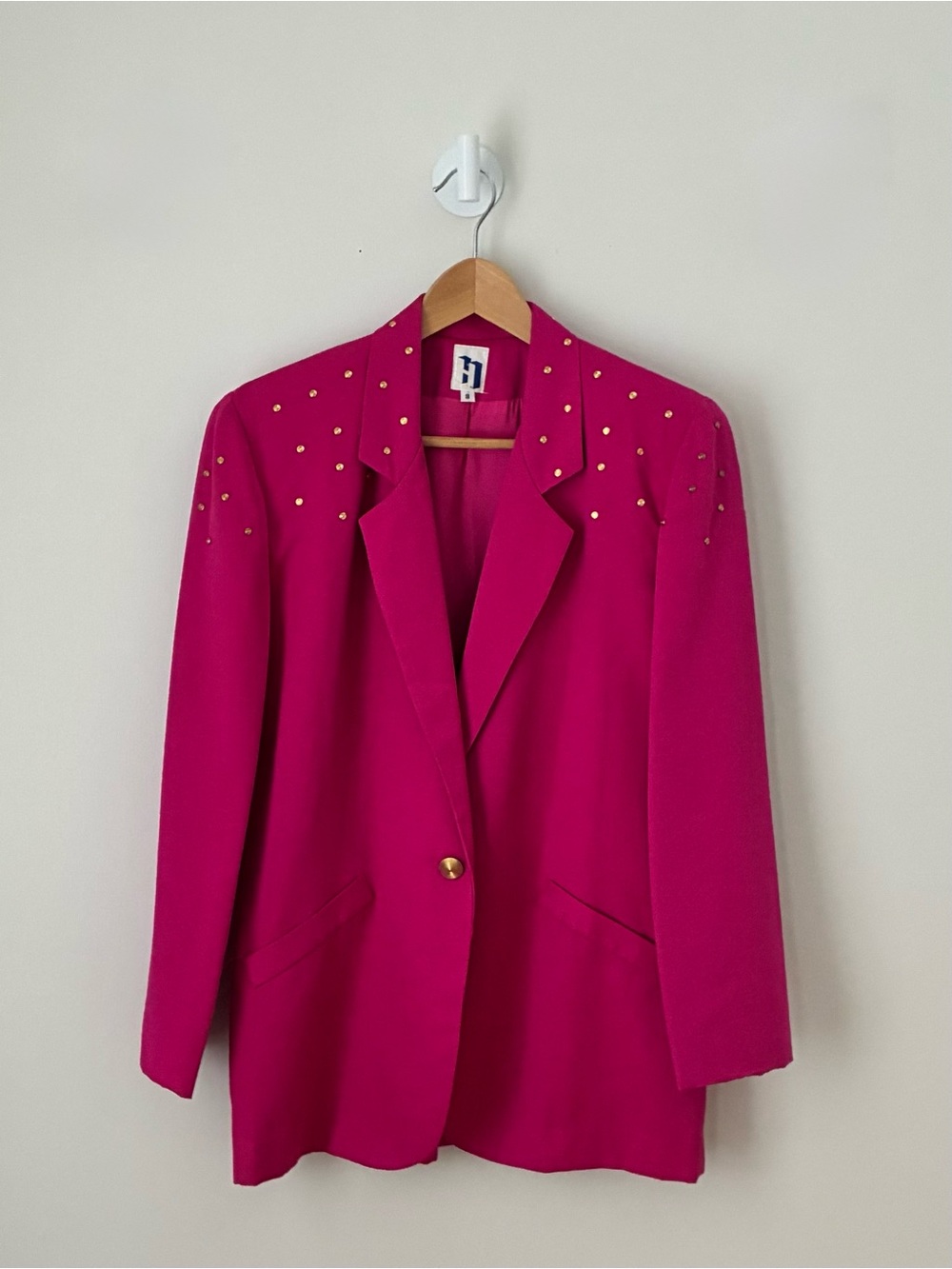 Vintage Fuscia Halston Wool Studded Jacket w/ Matching Skirt Size 8 Made in USA - Picture 2 of 9
